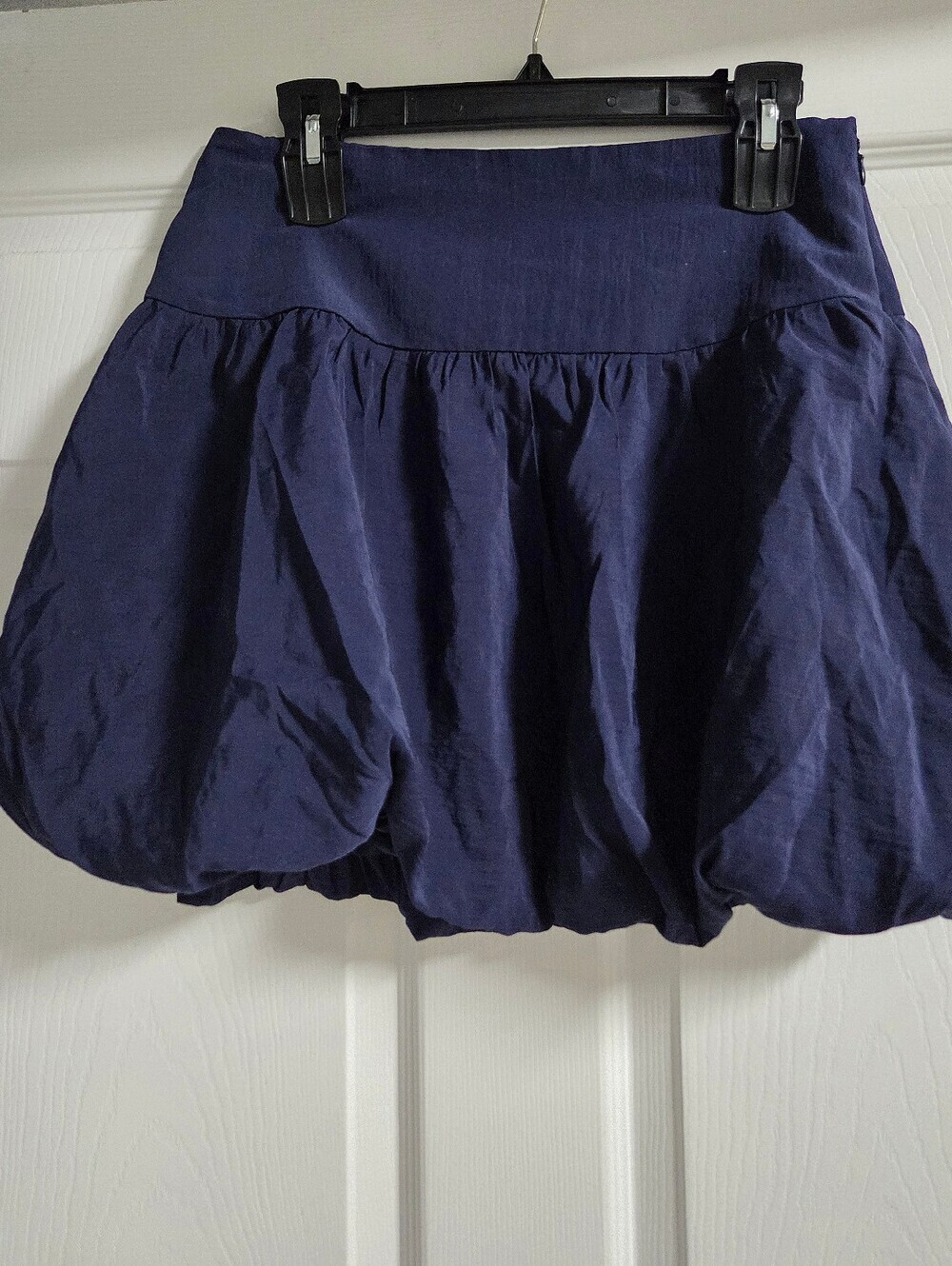 NWT Women's Navy Bubble Hem Skirt Size 6
